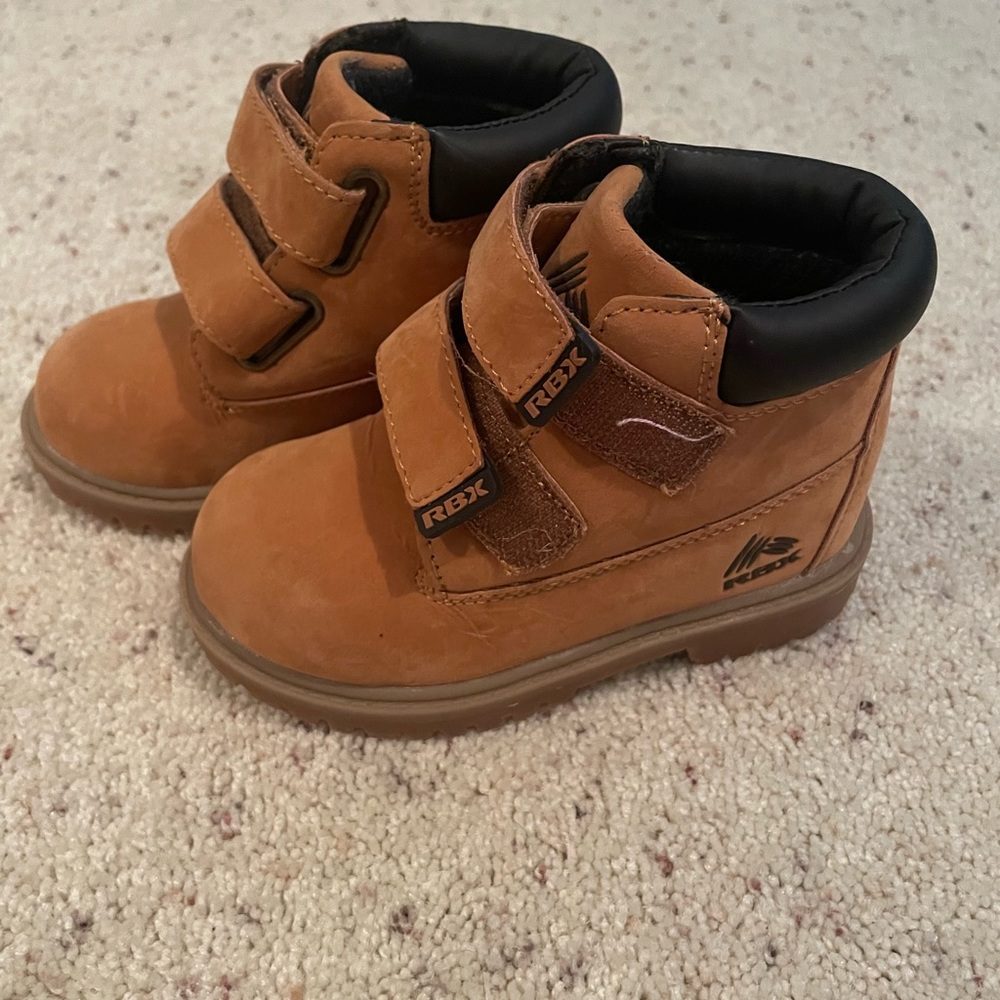 Never been worn boys boots for baby/toddler
